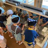 こばと組（3歳児）「やさいあらいにいってきます！」