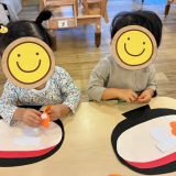 はじめてのはさみ(２歳児)